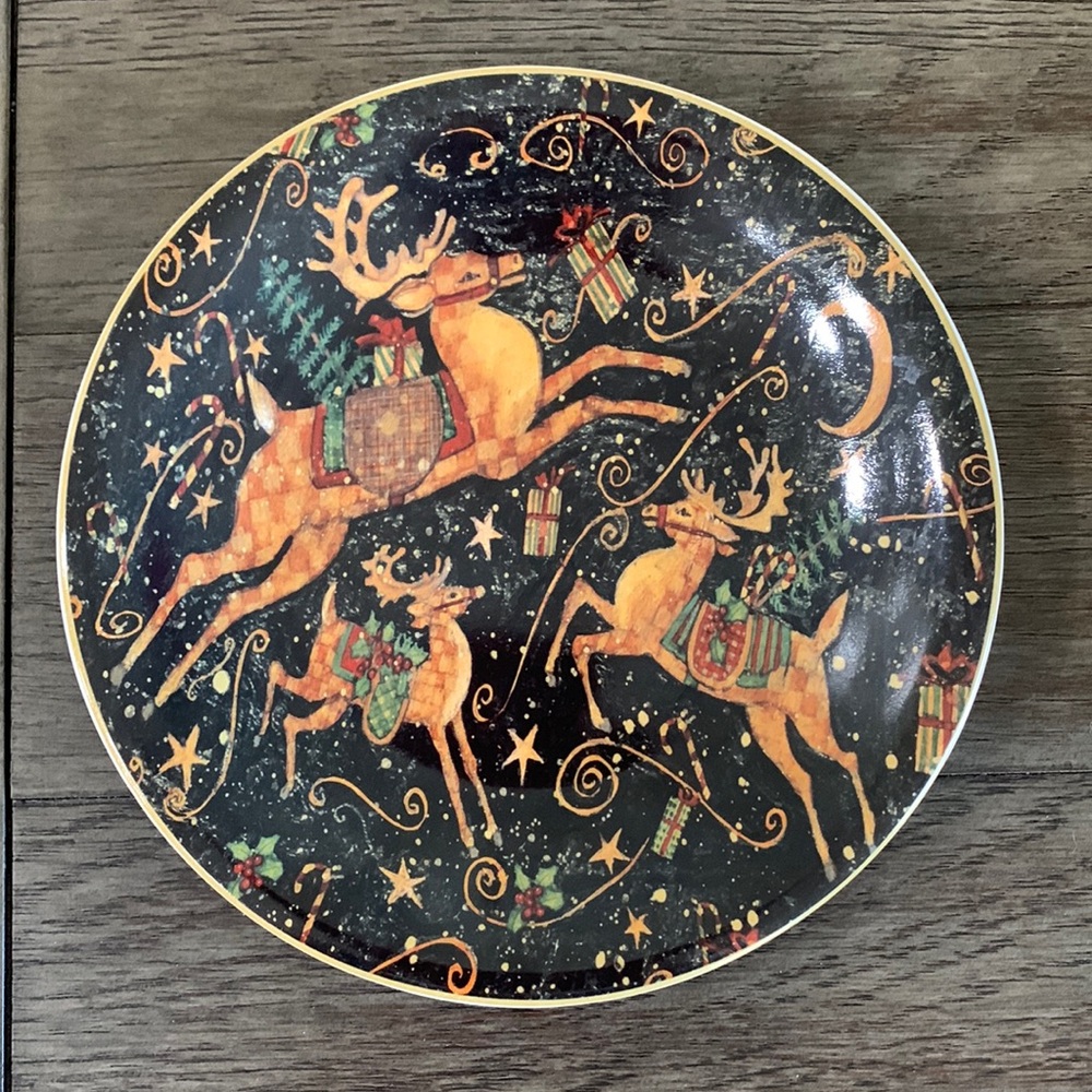 Santa’s Cookie Plate by Susan Winget